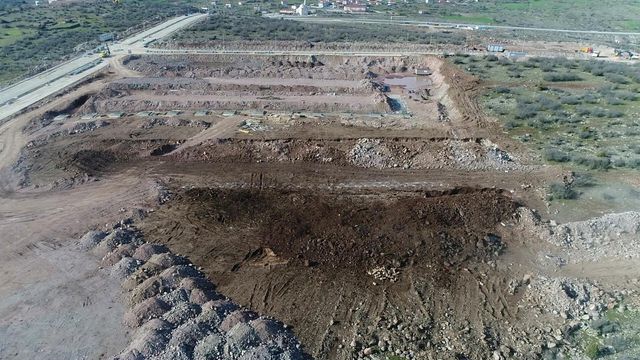 Dursunbey OSB'de ikinci fabrikanın temeli atıldı Dursunbey OSB'de ikinci fabrikanın temeli atıldı