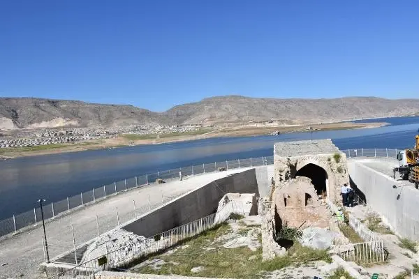 Son dakika haber... BATMAN HASANKEYF'TEKİ 692 YILLIK KÜÇÜK SARAY YÜKSELTİLİYOR Son dakika haber... BATMAN HASANKEYF'TEKİ 692 YILLIK KÜÇÜK SARAY YÜKSELTİLİYOR