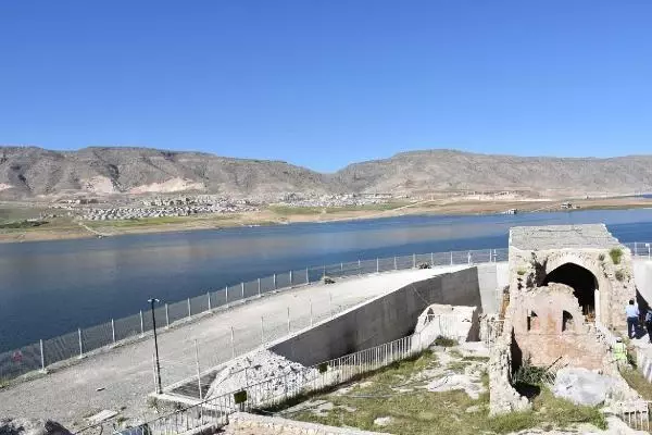 Son dakika haber... BATMAN HASANKEYF'TEKİ 692 YILLIK KÜÇÜK SARAY YÜKSELTİLİYOR Son dakika haber... BATMAN HASANKEYF'TEKİ 692 YILLIK KÜÇÜK SARAY YÜKSELTİLİYOR