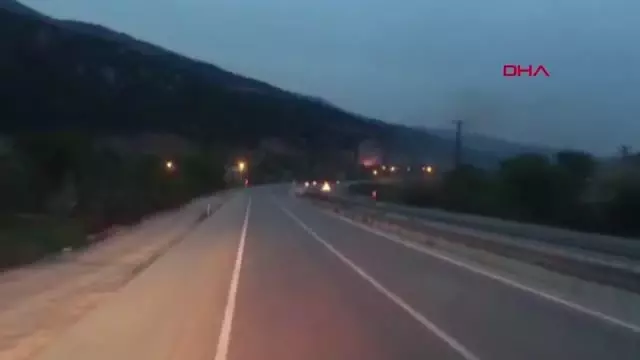 İFTAR VAKTİ ÇIKAN YANGINI SÖNDÜRÜP ORUÇLARINI AÇTILAR İFTAR VAKTİ ÇIKAN YANGINI SÖNDÜRÜP ORUÇLARINI AÇTILAR