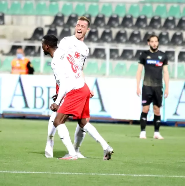 Kayode gol sayısını 4 yaptı Kayode gol sayısını 4 yaptı