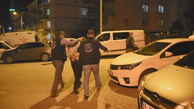 Son dakika haber: Malatya'da husumetliler arasında silahlı çatışma: 9 gözaltı Son dakika haber: Malatya'da husumetliler arasında silahlı çatışma: 9 gözaltı