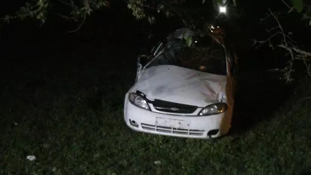 Son dakika haber... Otomobil şarampole yuvarlandı: 1 ölü, 4 yaralı Son dakika haber... Otomobil şarampole yuvarlandı: 1 ölü, 4 yaralı