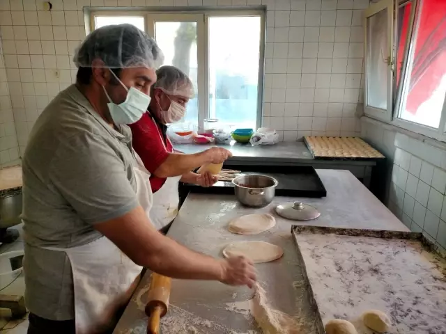 Pide salonları harıl harıl Pide salonları harıl harıl