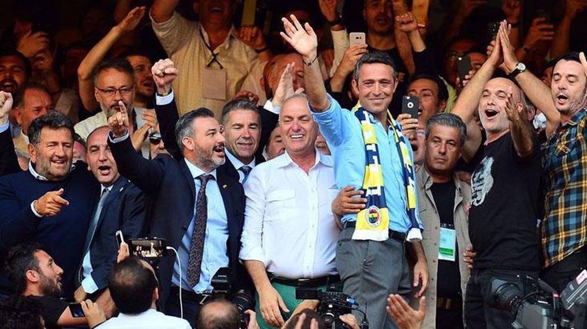 Seçimin yine statta olacağını duyuran Başkan Koç, adaylık hakkında temkinli konuştu
