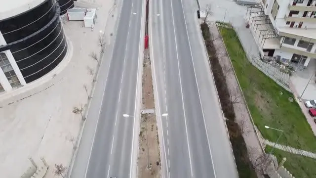 Sokağa çıkma kısıtlamasına uyuluyor Sokağa çıkma kısıtlamasına uyuluyor