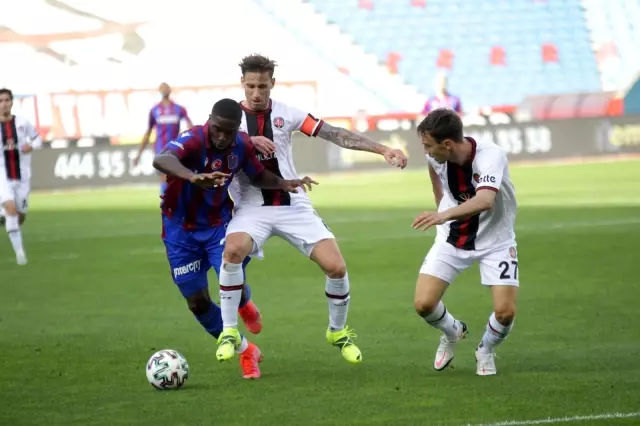 Süper Lig: Trabzonspor: 2 - Fatih Karagümrük: 0 (Maç sonucu) Süper Lig: Trabzonspor: 2 - Fatih Karagümrük: 0 (Maç sonucu)