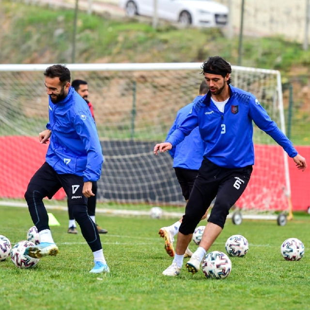 Uşakspor'da Afyon mesaisi başladı Uşakspor'da Afyon mesaisi başladı