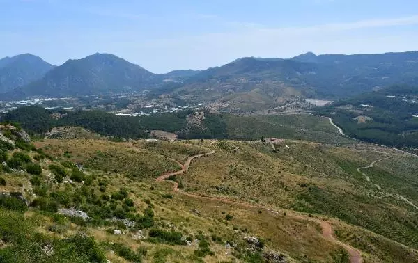 ANTALYA YANAN ORMANLAR YEŞİLLENDİ ANTALYA YANAN ORMANLAR YEŞİLLENDİ