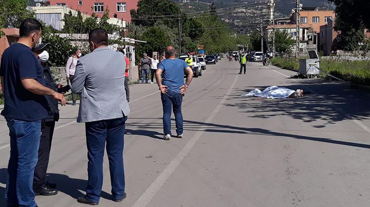 'Yüksek ses' nedeniyle çıkan tartışma kanlı bitti: 2 ölü, 3 yaralı