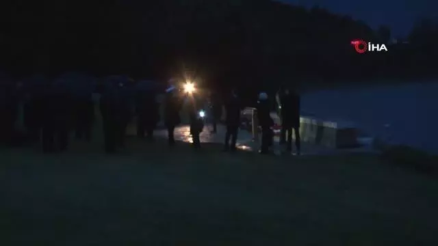 Anzak Koyu'nda 'Şafak Ayini' Anzak Koyu'nda 'Şafak Ayini'