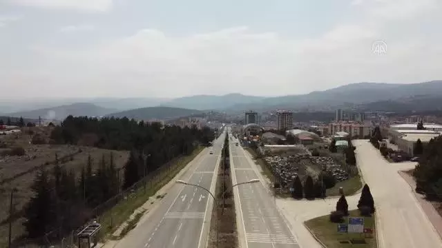 BALIKESİR - Sokağa çıkma kısıtlamasına uyuluyor BALIKESİR - Sokağa çıkma kısıtlamasına uyuluyor