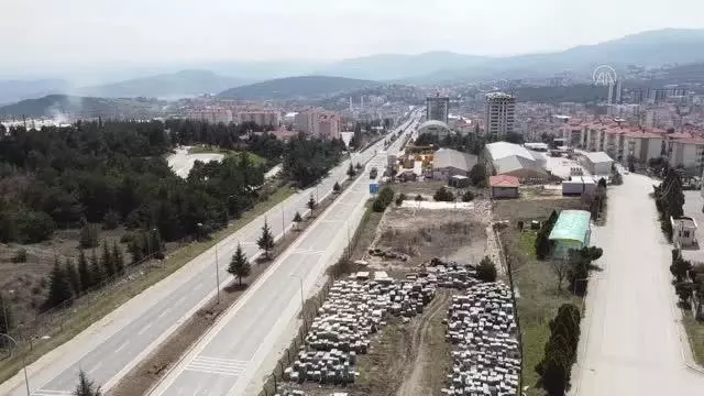 BALIKESİR - Sokağa çıkma kısıtlamasına uyuluyor BALIKESİR - Sokağa çıkma kısıtlamasına uyuluyor