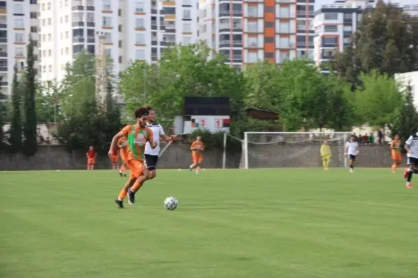 Karbel Karaköprü Belediyespor: 3-1