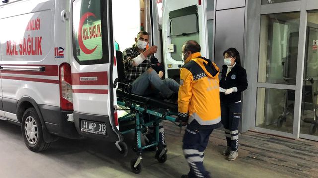 liman girisinde bicakli kavga 1 yarali 2 14090092 o
