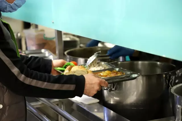 Ramazan ayının manevi coşkusu ceza infaz kurumlarında da yaşanıyor