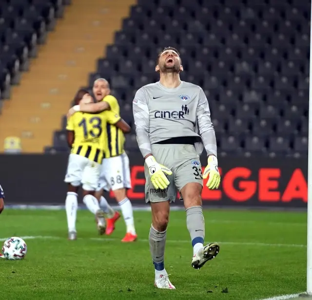Süper Lig: Fenerbahçe: 3 - Kasımpaşa: 1 (İlk yarı) Süper Lig: Fenerbahçe: 3 - Kasımpaşa: 1 (İlk yarı)