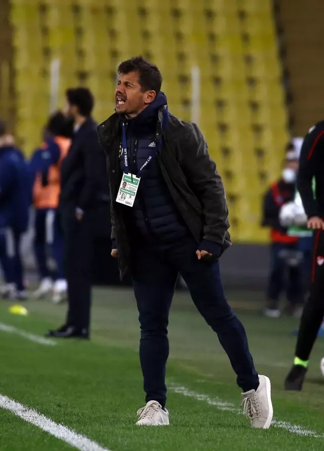 Süper Lig: Fenerbahçe: 3 - Kasımpaşa: 1 (İlk yarı) Süper Lig: Fenerbahçe: 3 - Kasımpaşa: 1 (İlk yarı)