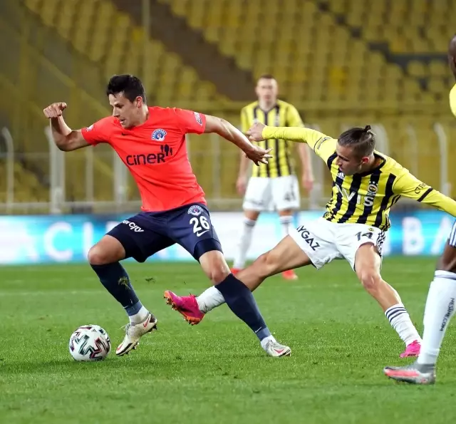 Süper Lig: Fenerbahçe: 3 - Kasımpaşa: 1 (İlk yarı) Süper Lig: Fenerbahçe: 3 - Kasımpaşa: 1 (İlk yarı)