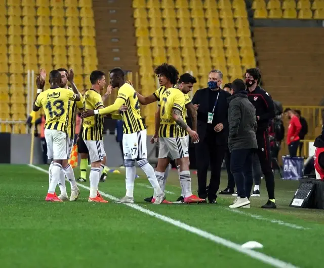 Süper Lig: Fenerbahçe: 3 - Kasımpaşa: 2 (Maç sonucu) Süper Lig: Fenerbahçe: 3 - Kasımpaşa: 2 (Maç sonucu)