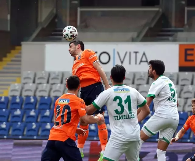 Süper Lig: Medipol Başakşehir: 0 - Aytemiz Alanyaspor: 0 (Maç sonucu) Süper Lig: Medipol Başakşehir: 0 - Aytemiz Alanyaspor: 0 (Maç sonucu)