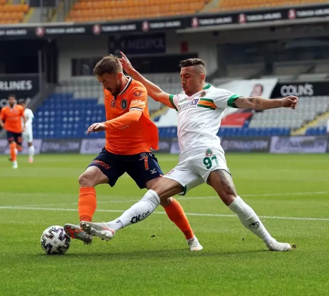 Süper Lig: Medipol Başakşehir: 0 - Aytemiz Alanyaspor: 0 (Maç sonucu) Süper Lig: Medipol Başakşehir: 0 - Aytemiz Alanyaspor: 0 (Maç sonucu)