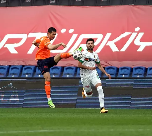 Süper Lig: Medipol Başakşehir: 0 - Aytemiz Alanyaspor: 0 (Maç sonucu) Süper Lig: Medipol Başakşehir: 0 - Aytemiz Alanyaspor: 0 (Maç sonucu)