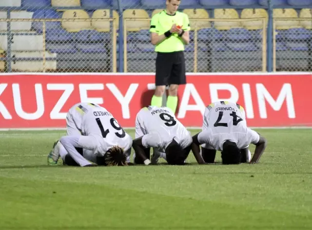 TFF 1. Lig: Menemenspor: 2 Eskişehirspor: 1 TFF 1. Lig: Menemenspor: 2 Eskişehirspor: 1
