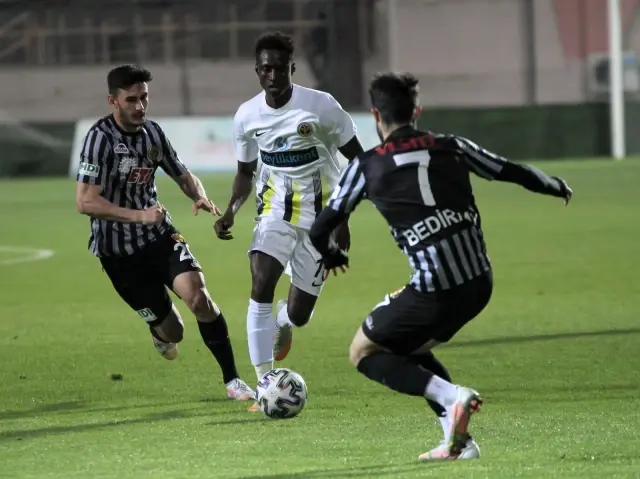 TFF 1. Lig: Menemenspor: 2 Eskişehirspor: 1 TFF 1. Lig: Menemenspor: 2 Eskişehirspor: 1