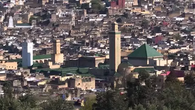1000 yıldır kesintisiz eğitim verilen Karaviyyin Üniversitesi salgın nedeniyle öğrencilerinden mahrum 1000 yıldır kesintisiz eğitim verilen Karaviyyin Üniversitesi salgın nedeniyle öğrencilerinden mahrum