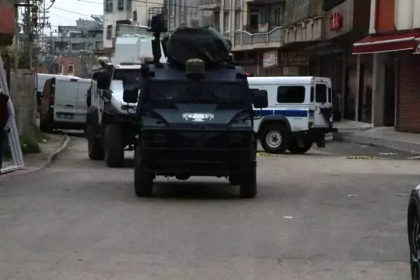 Son dakika! 16 YAŞINDAKİ KIZI İSTEME KAVGASINDA SİLAHLAR KULLANILDI; OLAY ANI KAMERADA - 2 Son dakika! 16 YAŞINDAKİ KIZI İSTEME KAVGASINDA SİLAHLAR KULLANILDI; OLAY ANI KAMERADA - 2