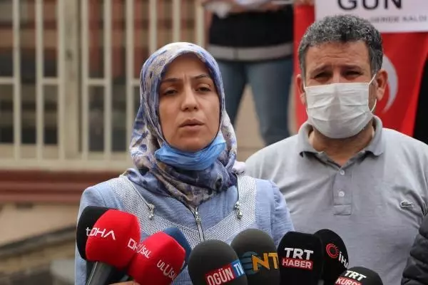 600 GÜNÜ GERİDE KALAN EVLAT NÖBETİNDEKİ ANNE: EVLATLARIMIZI ALACAĞIZ 600 GÜNÜ GERİDE KALAN EVLAT NÖBETİNDEKİ ANNE: EVLATLARIMIZI ALACAĞIZ