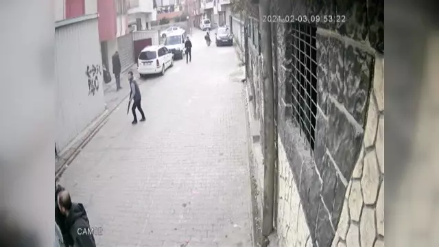 Adana'da 'çocuk gelin' kavgası kamerada Adana'da 'çocuk gelin' kavgası kamerada