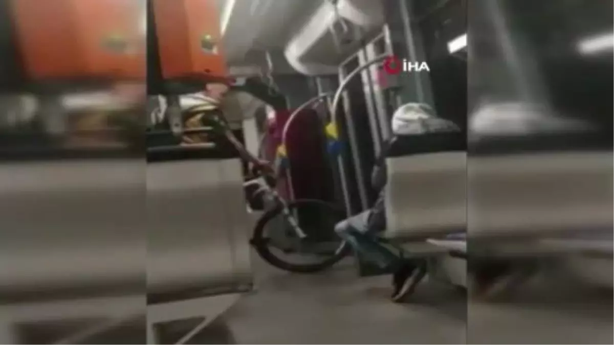 Almanya'da 17 yaşındaki Suriyeli gence ırkçı saldırıSaldırgan önce tükürdü, sonra tekme attı