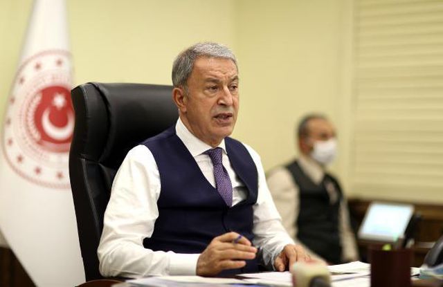 bakan akar komutanlarla toplanti yapti 2 14091718 o