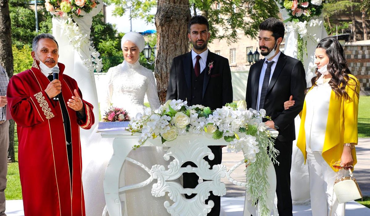 Talas'ta nikah işleminden sonra nüfus müdürlüğüne gitmeye gerek kalmıyor