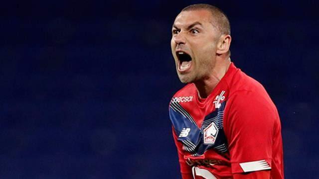Burak Yılmaz'ın golünden sonra Fransız spiker kendinden geçti Burak Yılmaz'ın golünden sonra Fransız spiker kendinden geçti