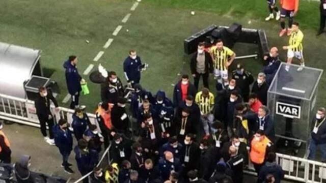 Emre Belözoğlu started out in the tension with the Kasımpaşa staff with the words 'There is no football player in front of you, you will hear me say'.