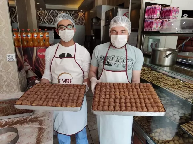 Karantinadaki hastalardan soğuk baklavaya yoğun talep Karantinadaki hastalardan soğuk baklavaya yoğun talep
