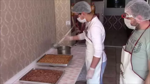 Karantinadaki hastalardan soğuk baklavaya yoğun talep Karantinadaki hastalardan soğuk baklavaya yoğun talep