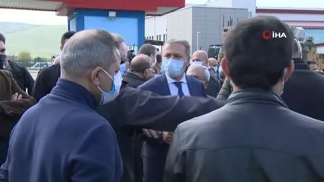 Kobani Davası'nın görüldüğü adliye önünde gerginlik Kobani Davası'nın görüldüğü adliye önünde gerginlik