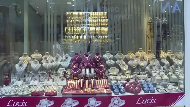 Kuyum Ticareti Hakkındaki Yönetmelik Trabzonlu kuyumcuları sevindirdi Kuyum Ticareti Hakkındaki Yönetmelik Trabzonlu kuyumcuları sevindirdi
