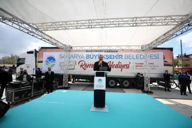 Sakarya'dan Şırnak'a 1 tır dolusu gıda kolisi yola çıktı