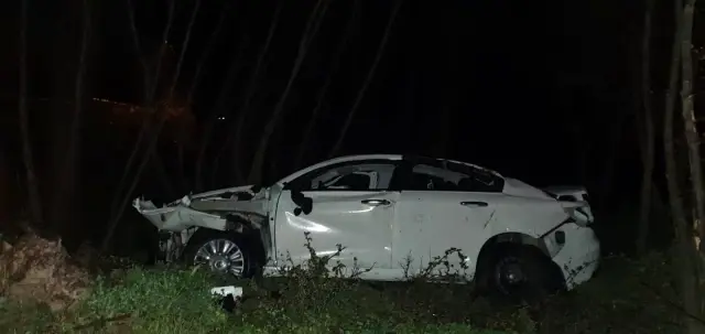 Şarköy'de taklalar atan otomobil hurdaya döndü: 2 yaralı Şarköy'de taklalar atan otomobil hurdaya döndü: 2 yaralı