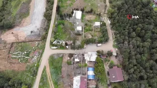 Sultangazi'de su olmadan yaşayan köylüler su sıkıntısına çözüm arıyor Sultangazi'de su olmadan yaşayan köylüler su sıkıntısına çözüm arıyor