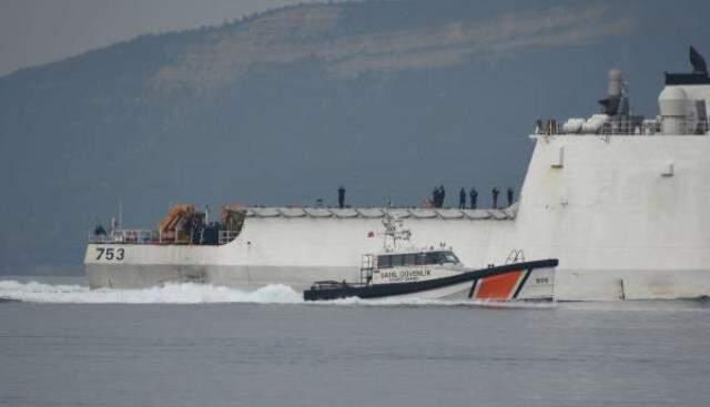 ABD Sahil Güvenlik gemisi, Çanakkale Boğazı'ndan geçti