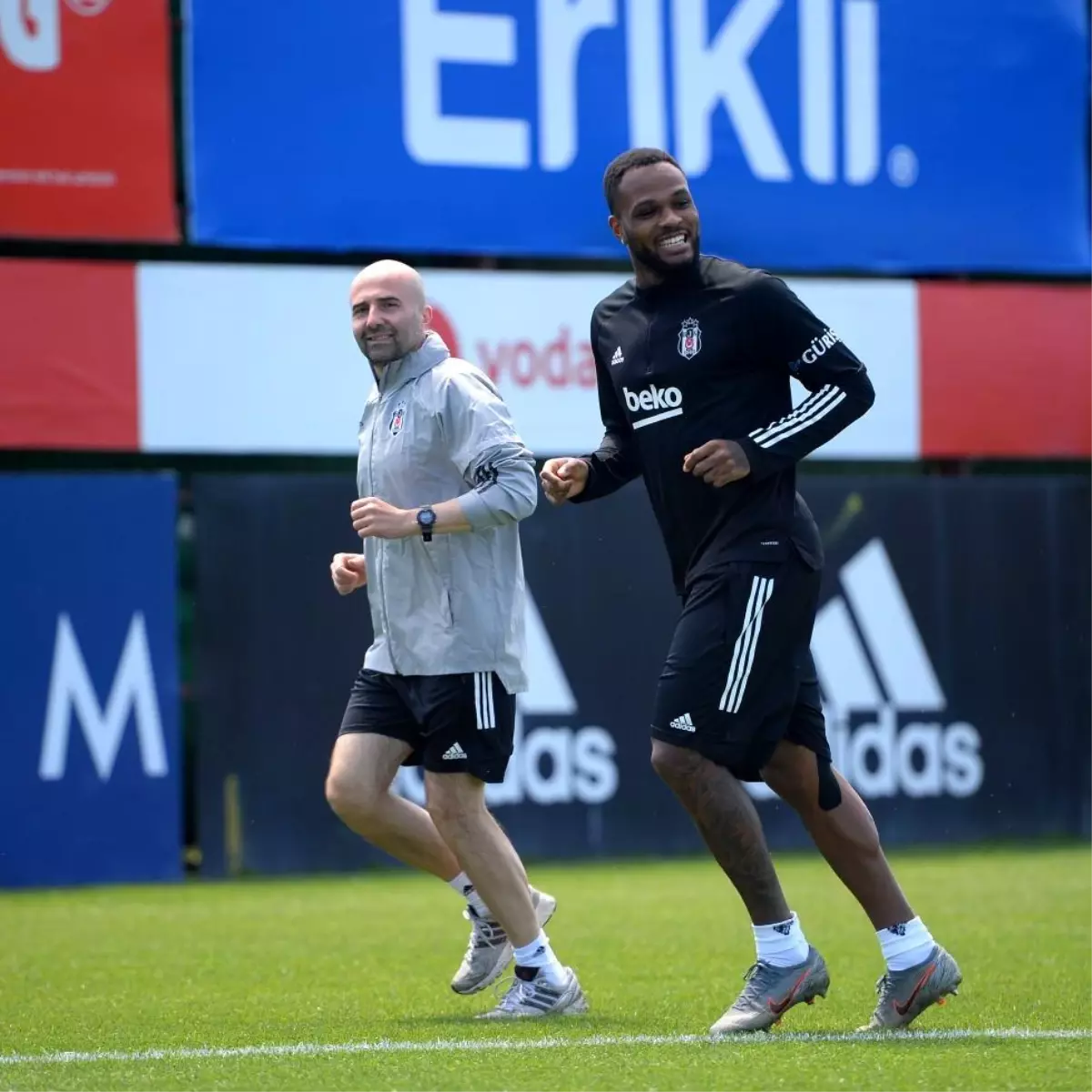 Beşiktaş'ta Larin, Rize maçının kadrosuna alındı ...