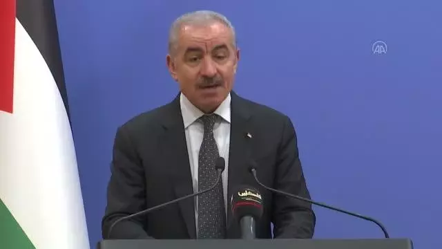 Filistin'de 15 seçim listesi, seçimlerin ertelenmesine karşı çıkıyor Filistin'de 15 seçim listesi, seçimlerin ertelenmesine karşı çıkıyor
