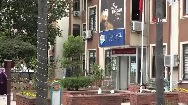 Hatay'da kaybolan 99 atla ilgili Adana'da bir ahırda arama yapıldı Hatay'da kaybolan 99 atla ilgili Adana'da bir ahırda arama yapıldı