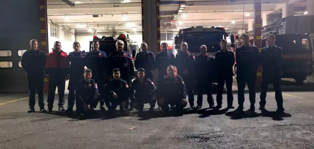 İftar saatinde itfaiye erlerinin zorlu mesaisi
